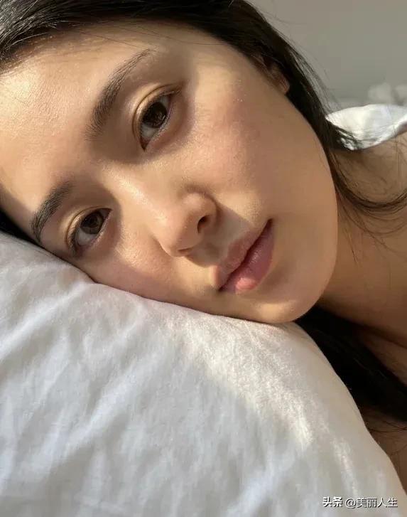 “一个人挺好的，没有惊喜，没有意外，没有吃醋，没有期盼，没有失望，没有辜负，没有