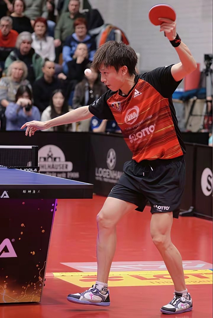 林高远2比3贾哈乒乓欧冠首秀鏖战五局！林高远0-2落后后连扳两局展现超强韧性，可
