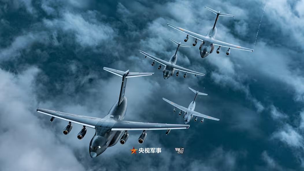 大国空军就要有大型运输机，贸易大国就要能将自己的实力快速投放到全世界所有的贸易伙