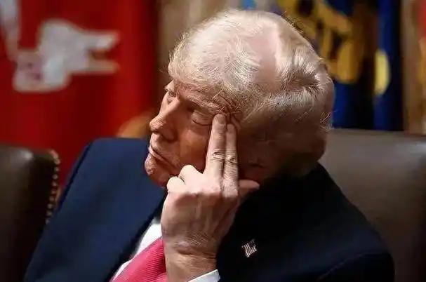 沙特这波亏得底裤都快没了！但真正的麻烦才刚开场——整个中东的老秩序，怕是要被彻底