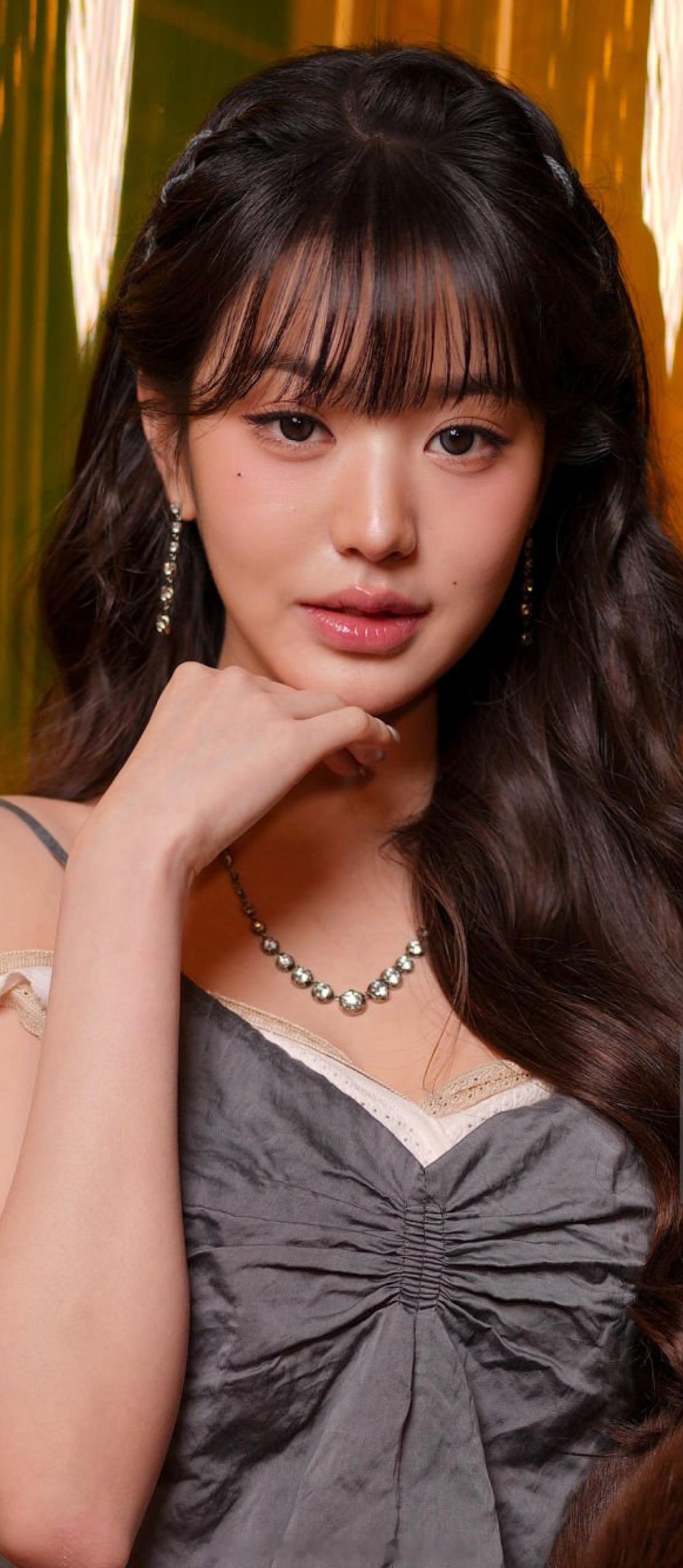 张元英巴黎时装周miumiu大秀新闻图 ​​​