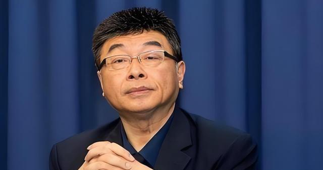 台湾地区知名评论员邱毅曾言：“倘若中国人民解放军踏上中国台湾的土地，中国台湾军队