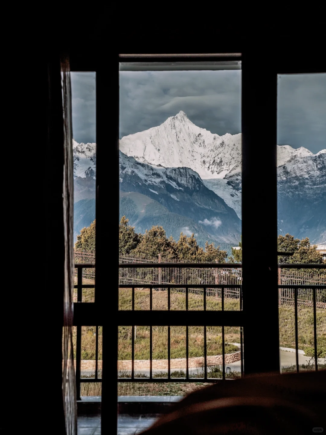 封神机位🏔️我可以躺着看梅里雪山一整天❗️