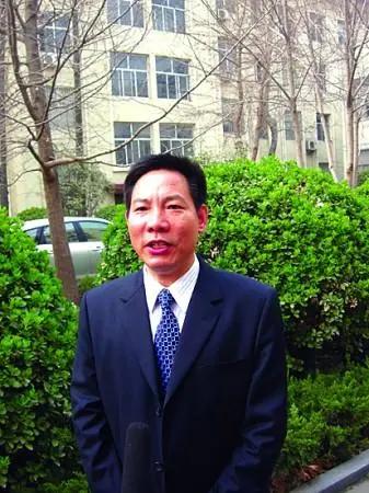 从“清廉口号”到“严重违纪违法”被查：耿学伟落马的讽刺与必然
2026年4月9日