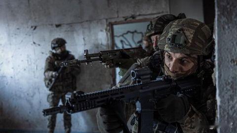 【乌军发言人：古利亚伊波列爆发巷战，俄军不顾惨重伤亡，发动一波又一波的冲锋】
 