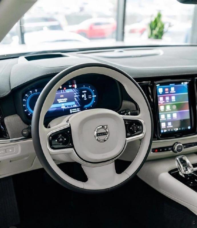 听说很多人喜欢沃尔沃S90的内饰 ​​​