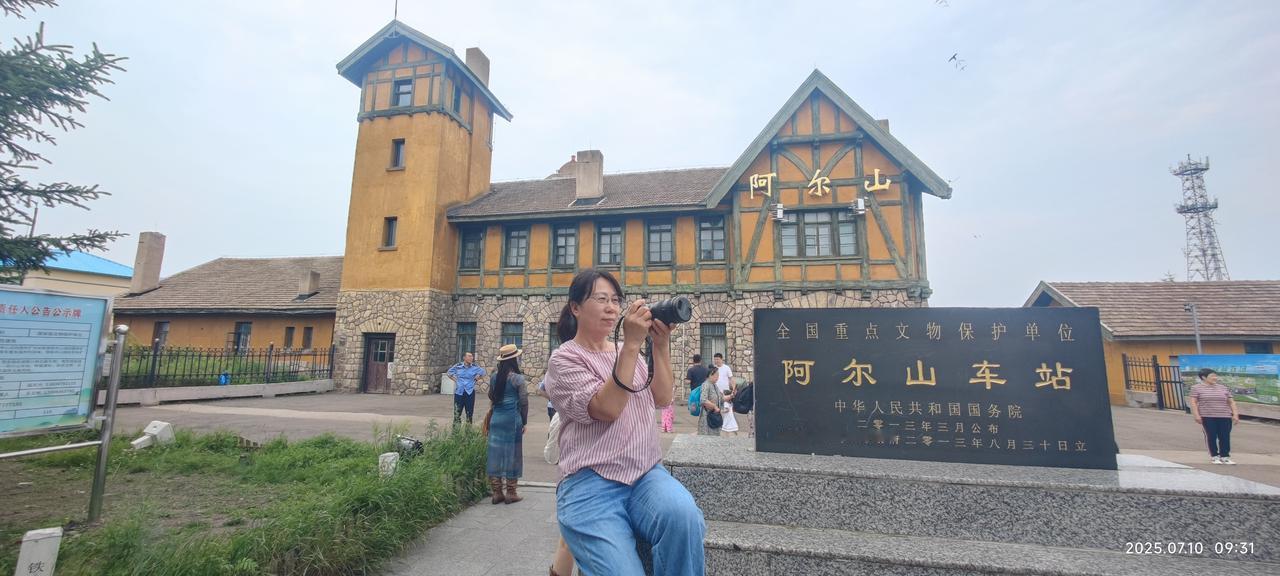 2025年7月10日
环国行摄第5天：阿尔山南—呼伦湖。行驶380公里。
1.路