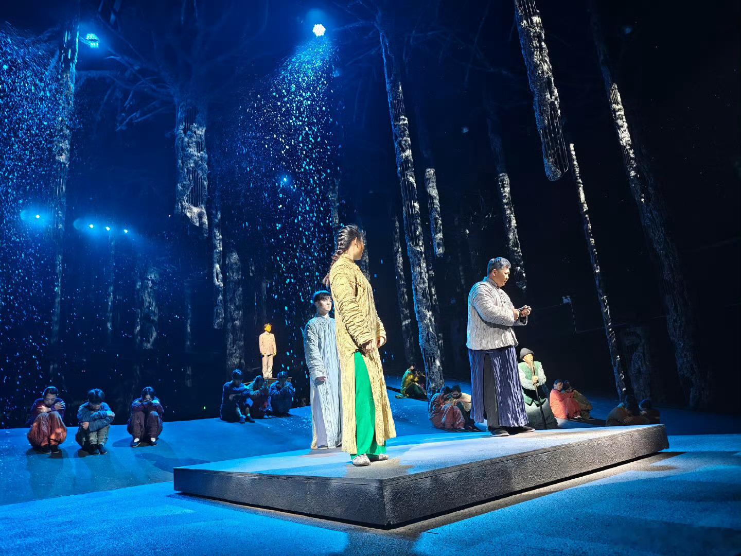 甘肃天水千古秀上演在甘肃天水《天水千古秀》不仅仅是一场演出，更是一部生动的历史教