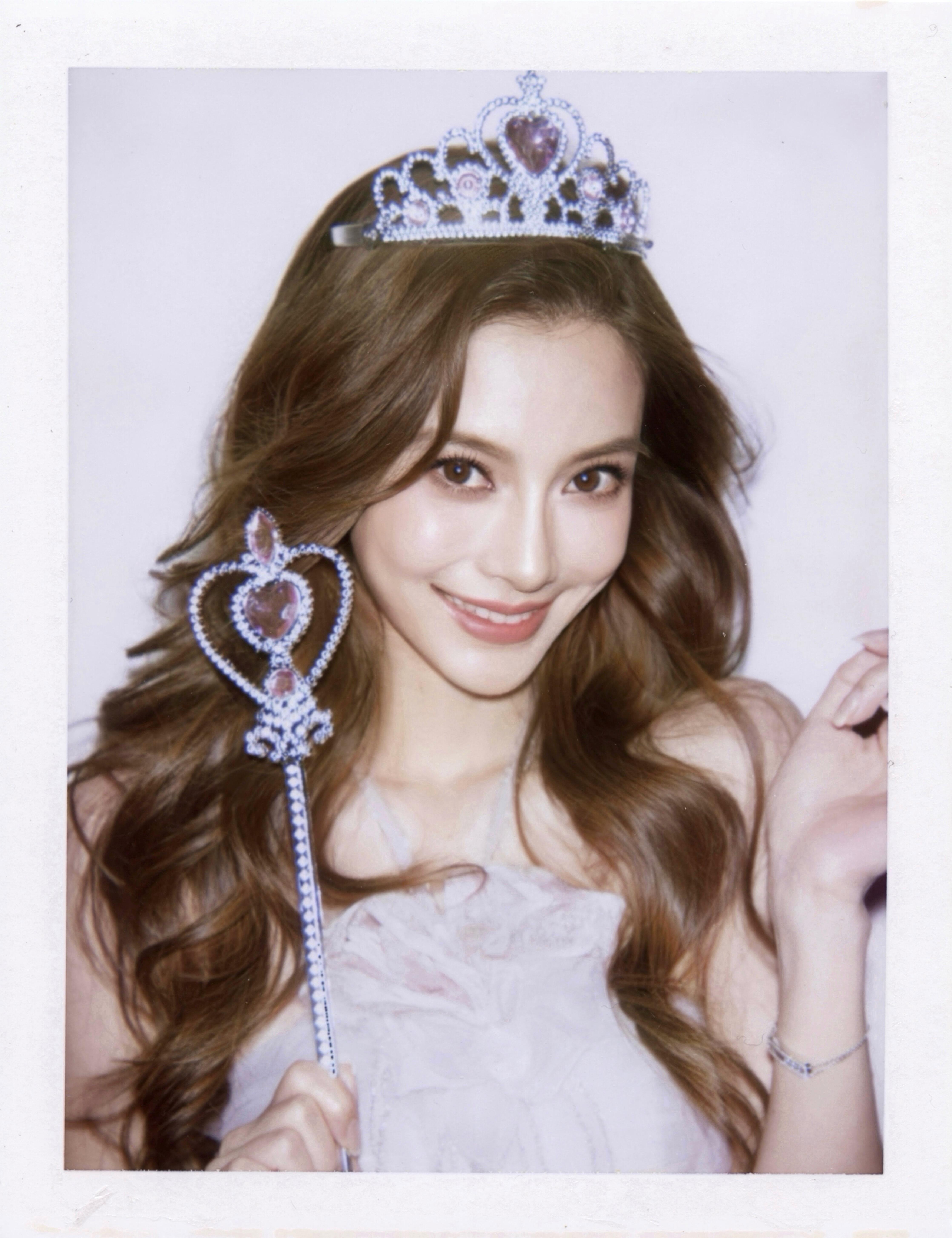 angelababy杨颖 将宝们在干嘛 来唠个嗑 