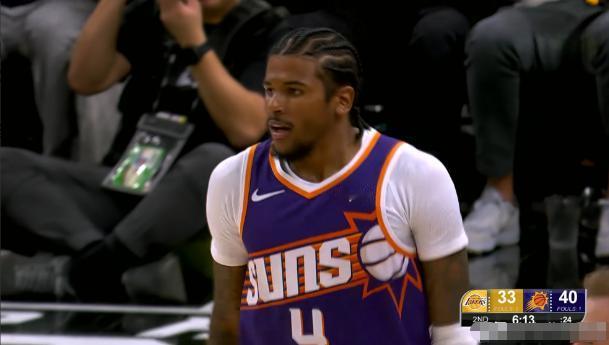 太阳超级后卫杰伦-格林真是烂泥扶不上墙！虽然今天太阳在主场以113：110力克湖