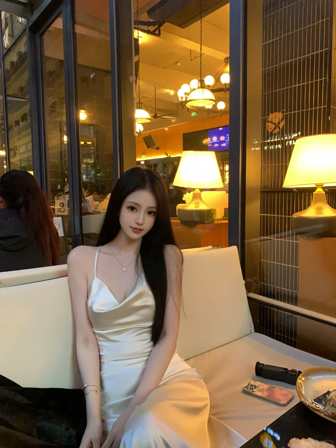 请吃饭的漂亮姐姐