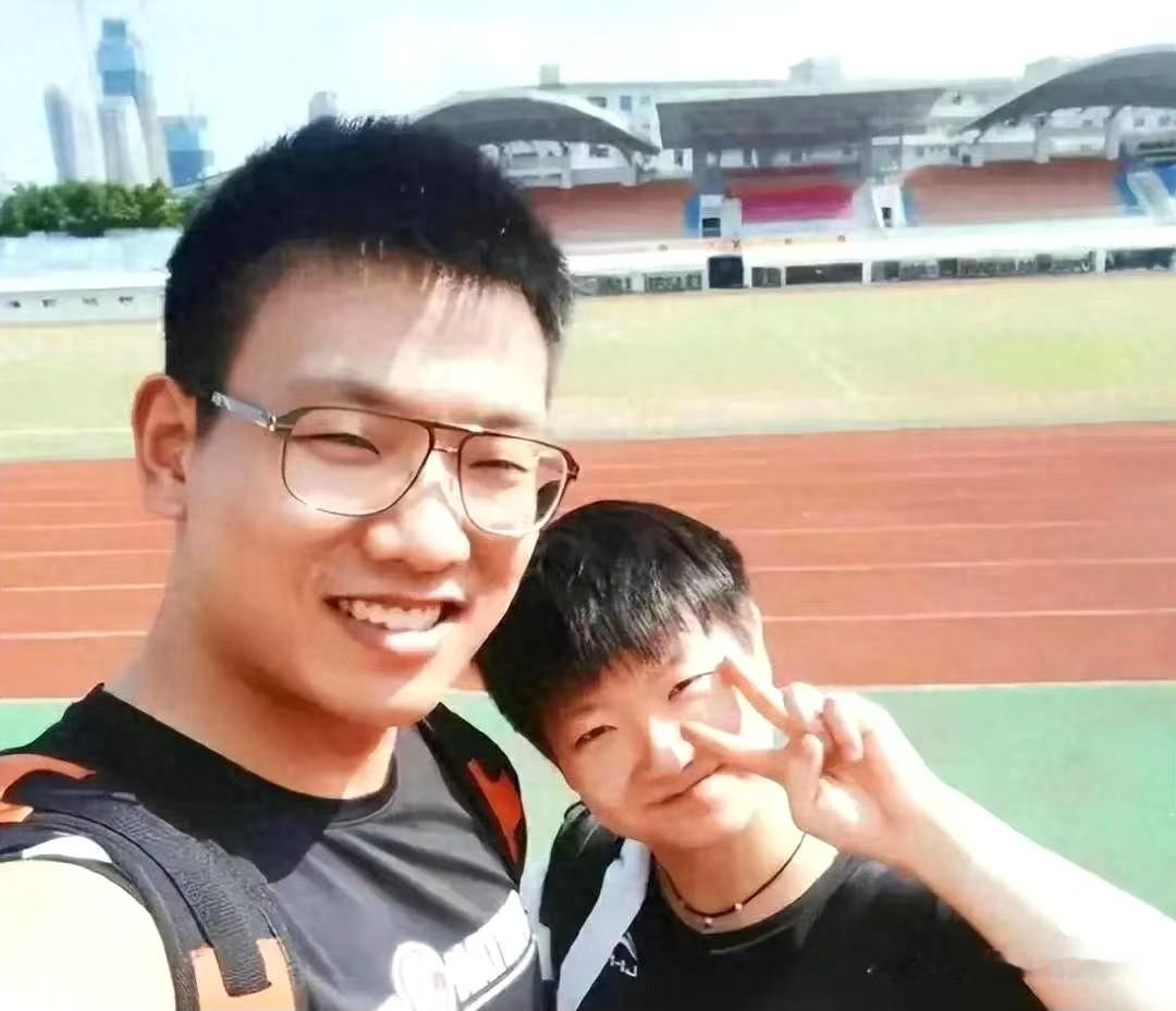 幸福🥰 ​​​