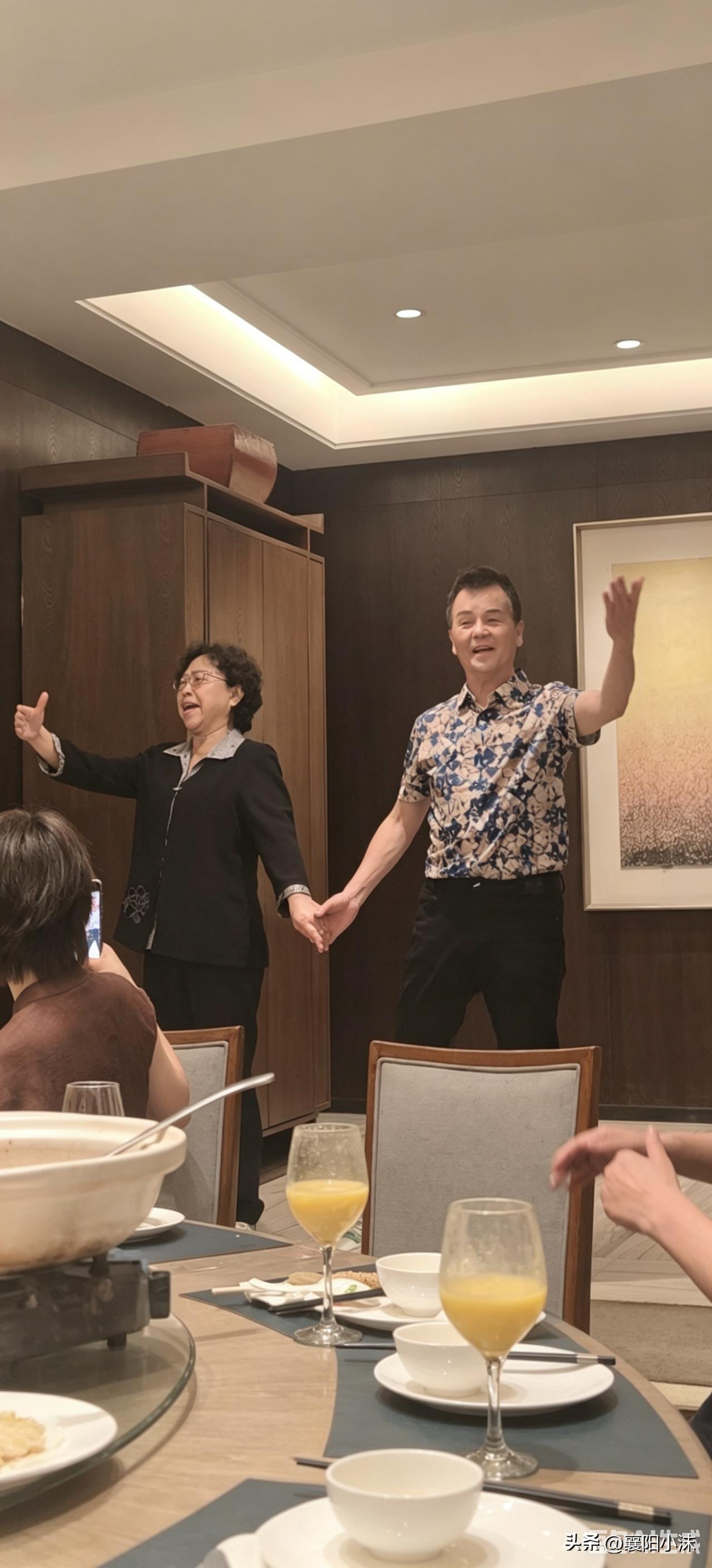 湘情落襄阳 旗袍绽风华｜致敬最美女企业家陈湘虹会长，青海华服盛典再启新程
 
文