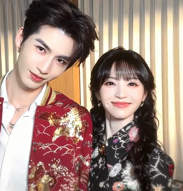 张凌赫田曦薇你就这样出现闯入我心里面张凌赫田曦薇仙品 张凌赫田曦薇仙品，张凌赫田