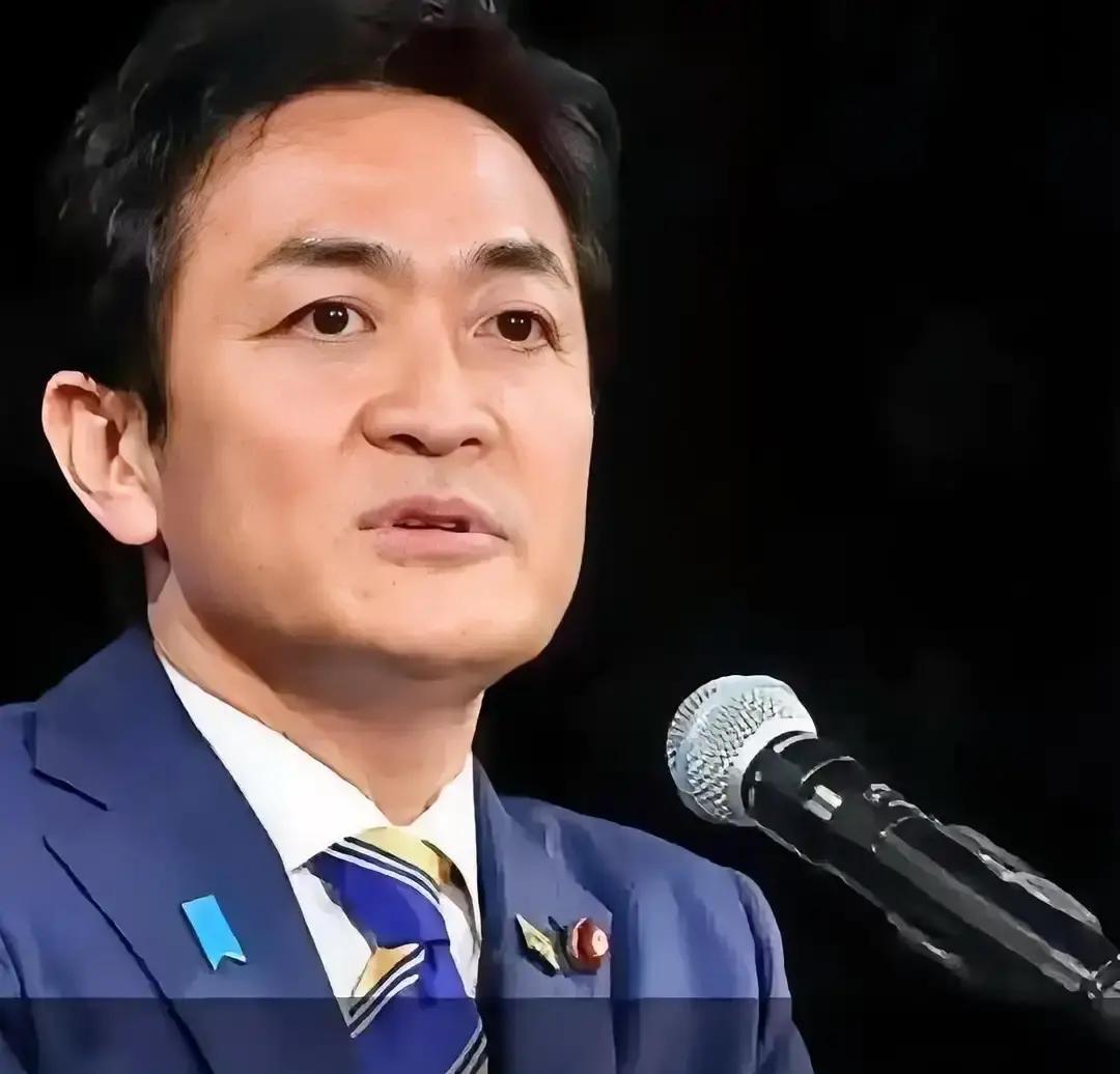 就在刚刚，日本国民民主党党首玉木雄一郎公开表态：“别把气氛推高，要让外交当局把沟