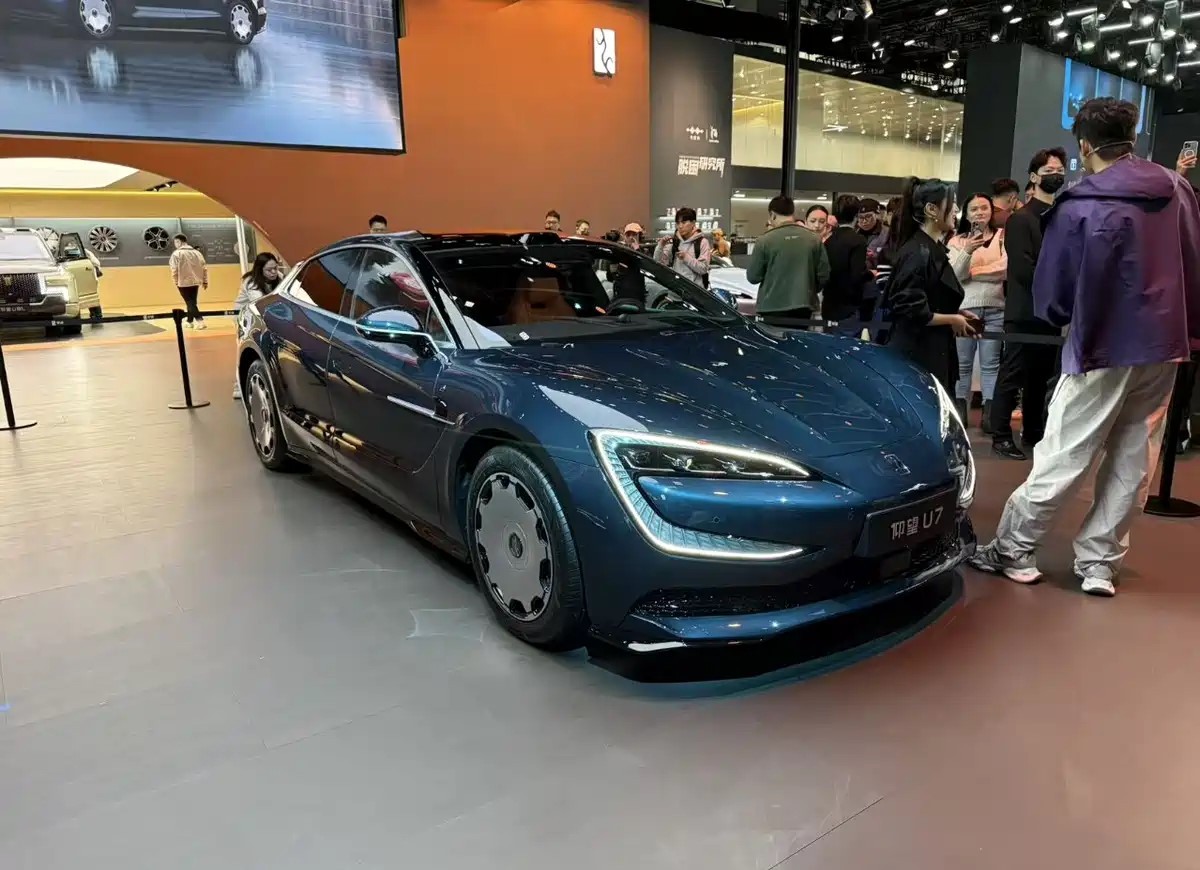 除了仰望U9 Xtreme之外，这次车展还带来了仰望U7的新惊喜。这款62.80