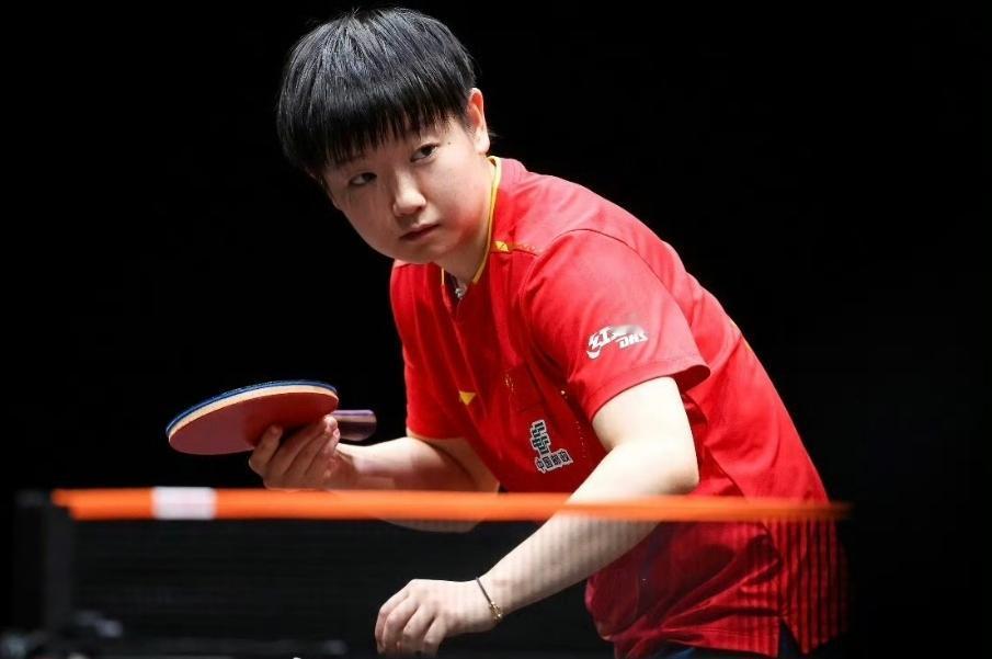 孙颖莎、蒯曼晋级八强！
WTT香港总决赛2025 女单首轮比赛，国乒孙颖莎4-0