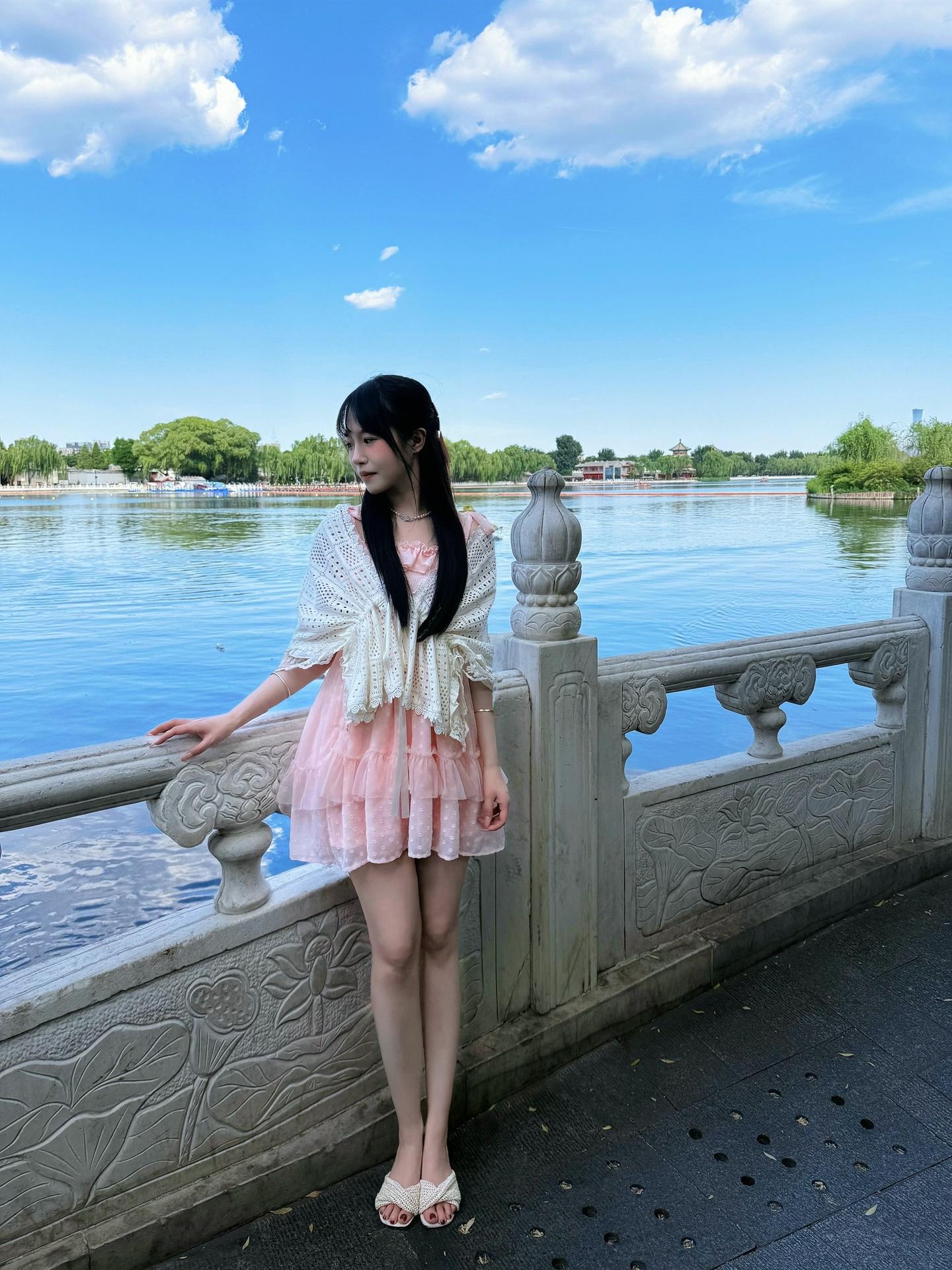 好久不见。