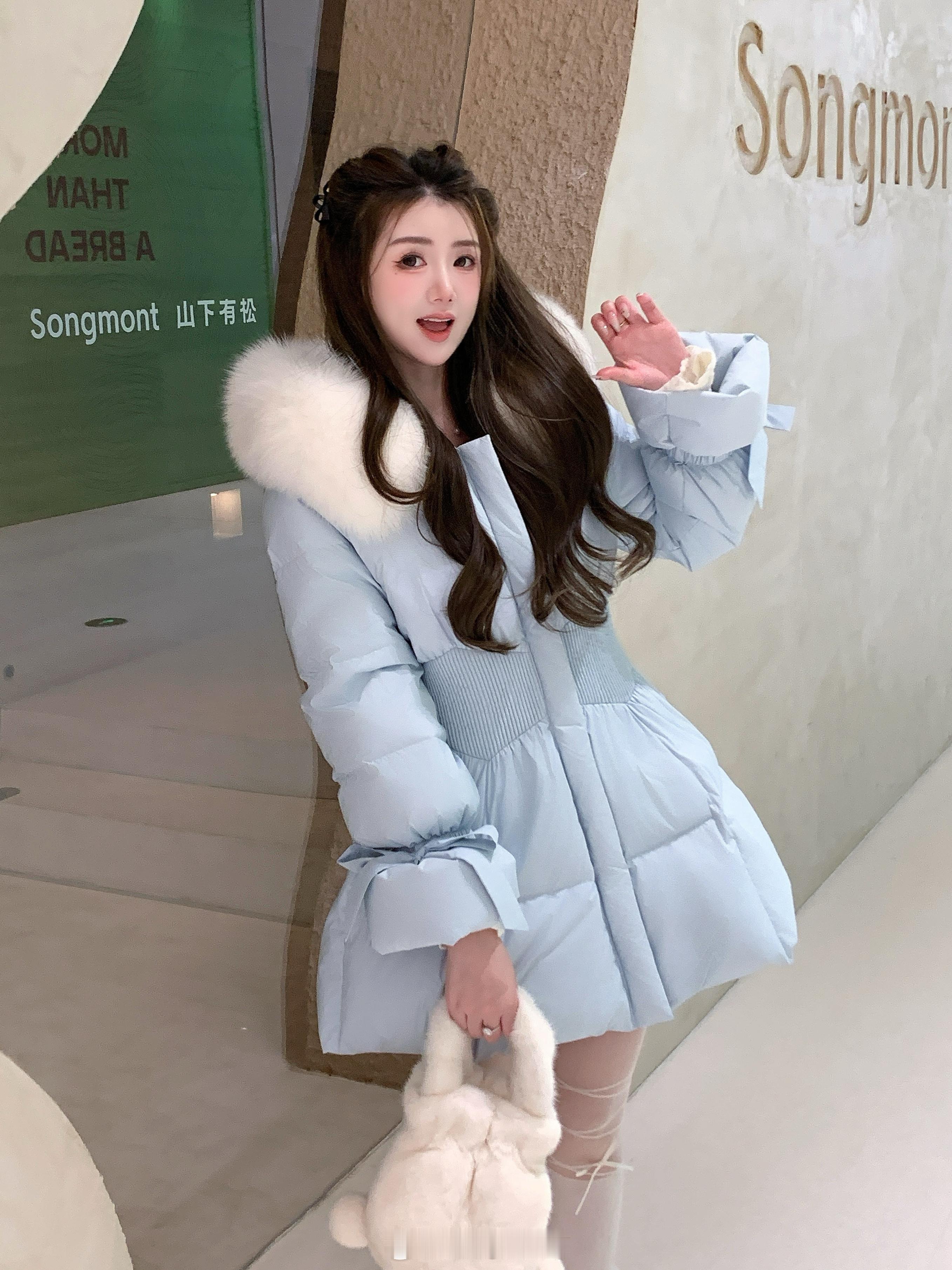 正在开这个款火龙果色√天蓝色√经典黑√快来争取第一批快快货哦冲冲冲 