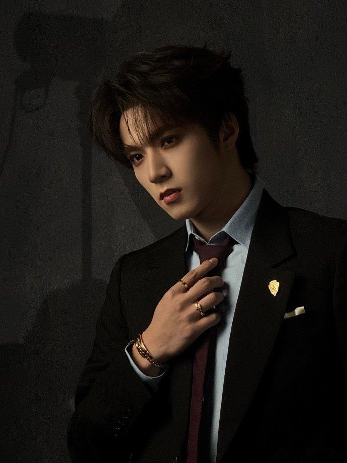 刘耀文嘘从张峻豪 双向奔赴的默契最动人！刘耀文加入嘘队，瞬间点燃全场氛围🔥 见