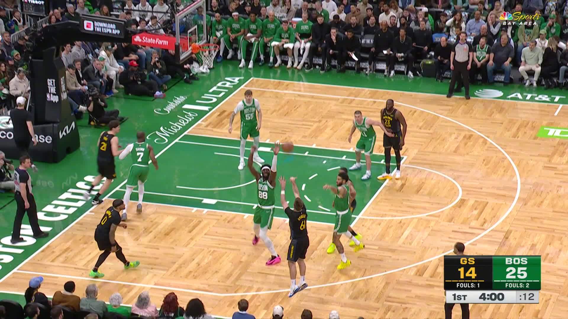 斯宾塞侧翼三分👌勇士17:27凯尔特人。勇士vs凯尔特人