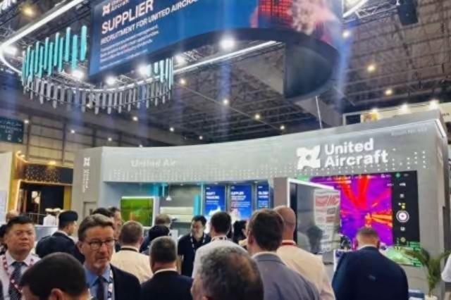 迪拜航展中国斩获1600架订单居榜首 印度0订单：迪拜航展中国联合飞机获1600