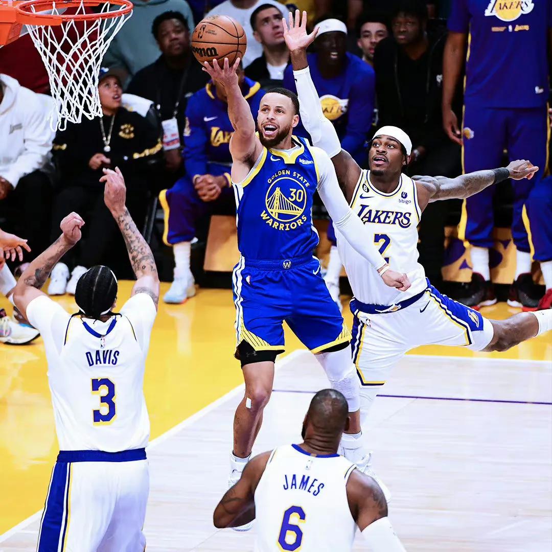 湖人104-101勇士！大比分3-1夺赛点
1、普尔真是不靠谱！近3场比赛，G2