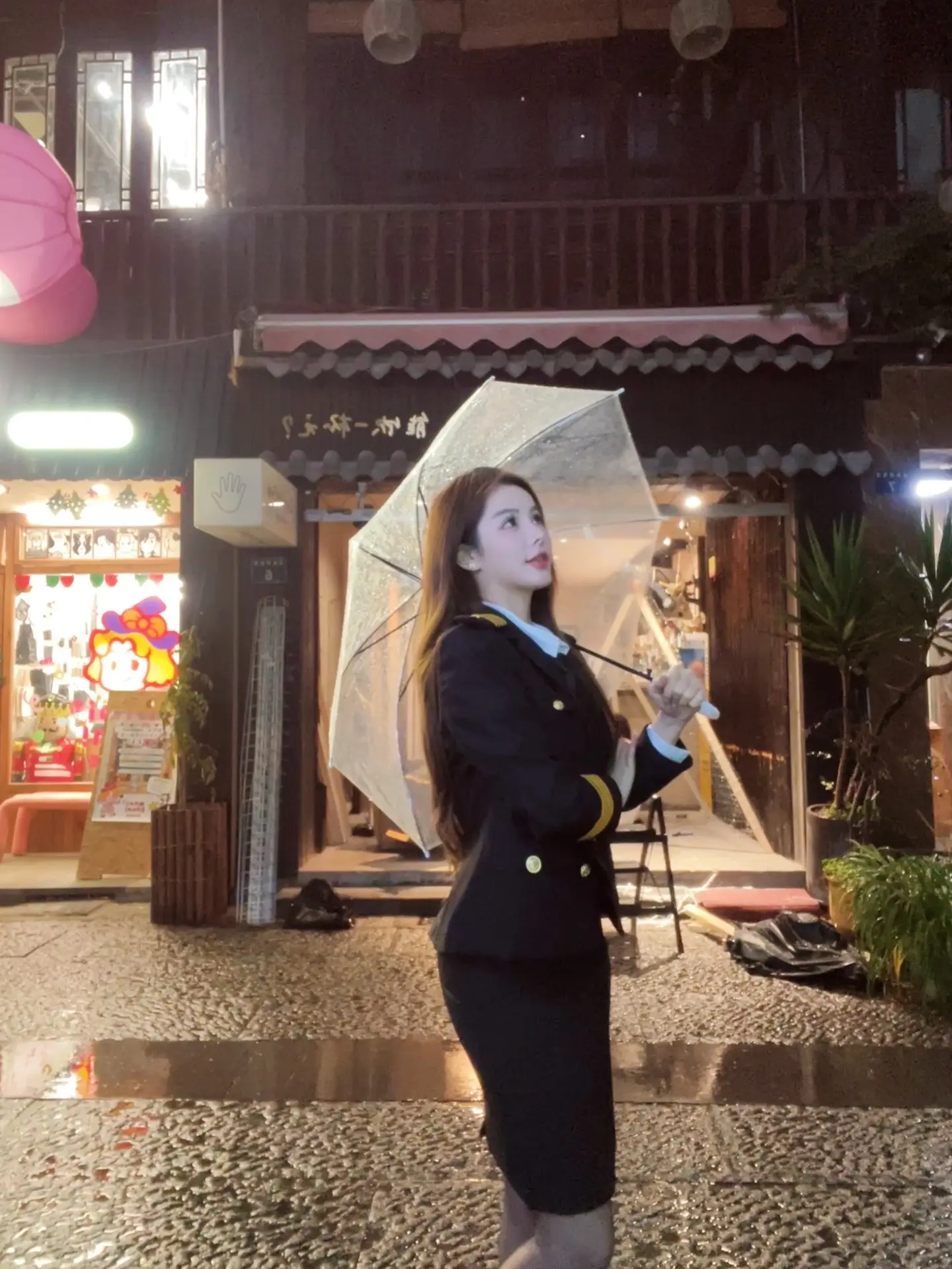 野蛮师姐。