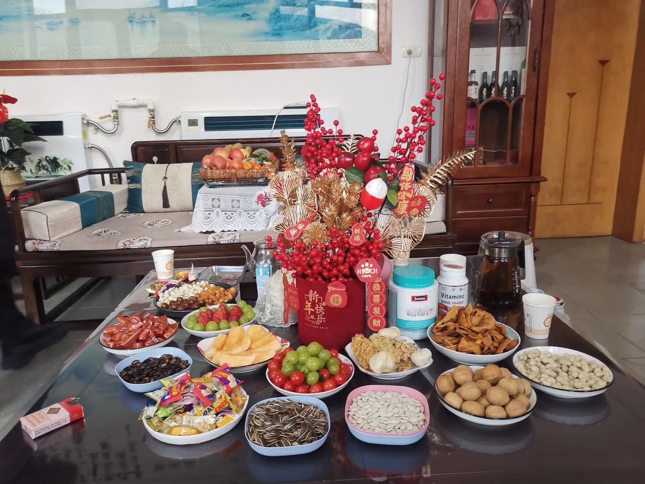 祝头条的条友们：幸福安康！愿新的一年里，大家都能心想事成、万事如意！[玫瑰][玫