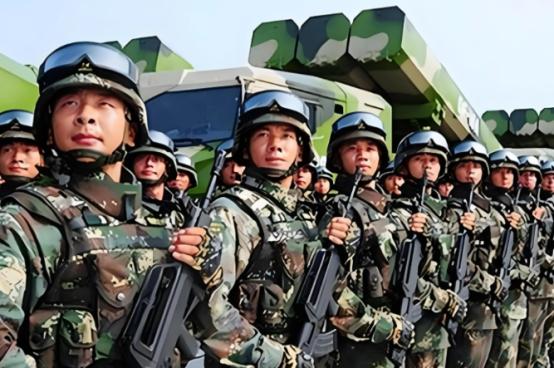 军事专家戴旭近期又提到一个点，他说中国人从晚清到现在，总改不了一个毛病，只要涉及