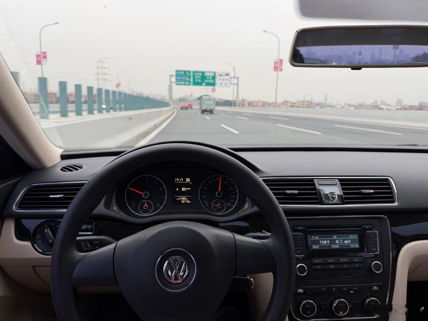 今天驾驶帕萨特小汽车