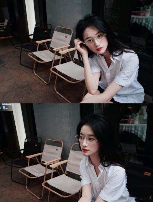 内娱少有的文艺美人她的长相不是那种一眼惊艳型，却很耐看，五官舒展又有辨识度，随便