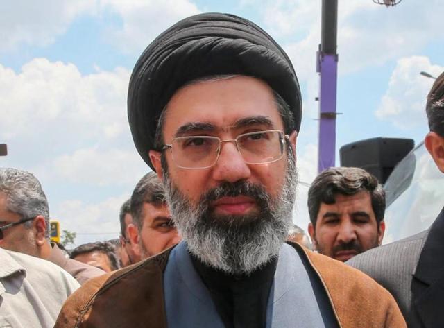 穆杰塔巴首次发声，复仇索赔封锁海峡，特朗普好日子快到头了
穆杰塔巴首次发声，复仇