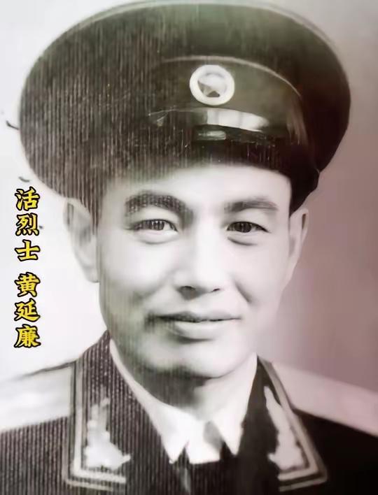 1944年，日军突然打开牢门，日本翻译对9名被折磨得不成人样的八路军战士说：“太
