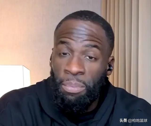 追梦格林大言不惭啊

勇士球员追梦格林近日在采访中谈到球队陷入附加赛区，他说：“