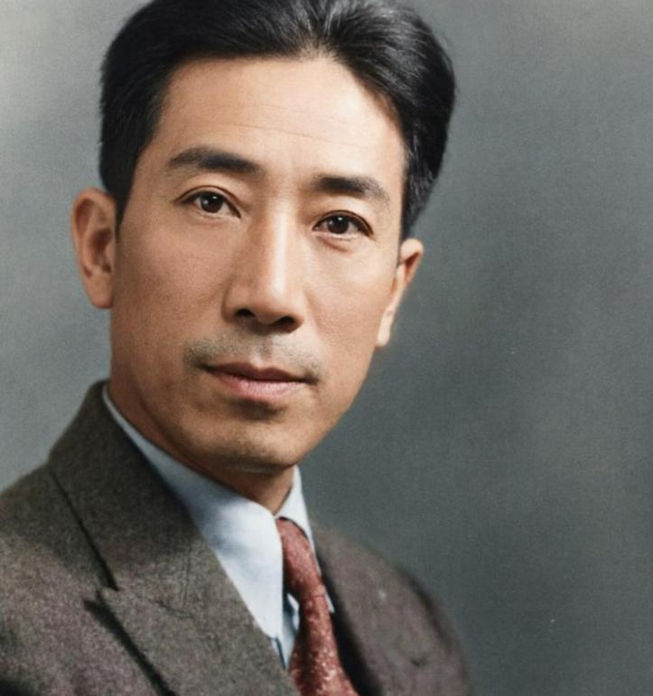 戴笠派忠义救国军抢先进上海，蒋介石为何没有表扬，反而严厉训斥。

1945年8月