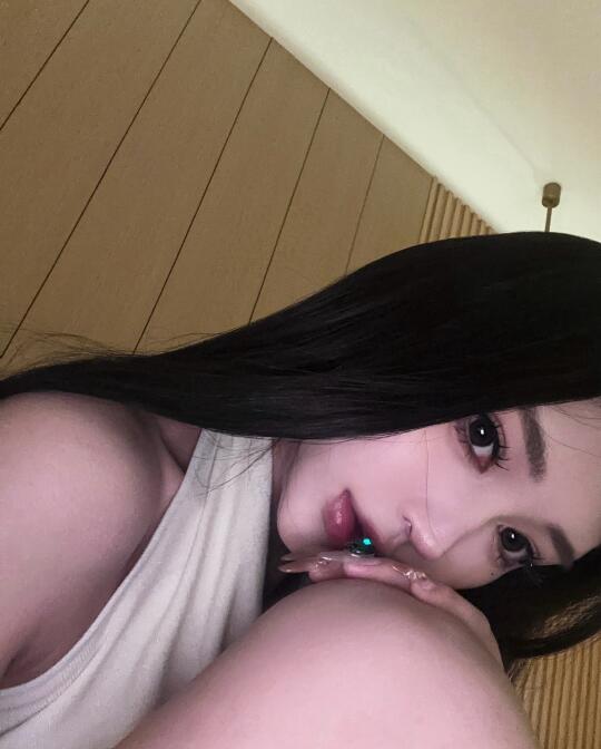 盯