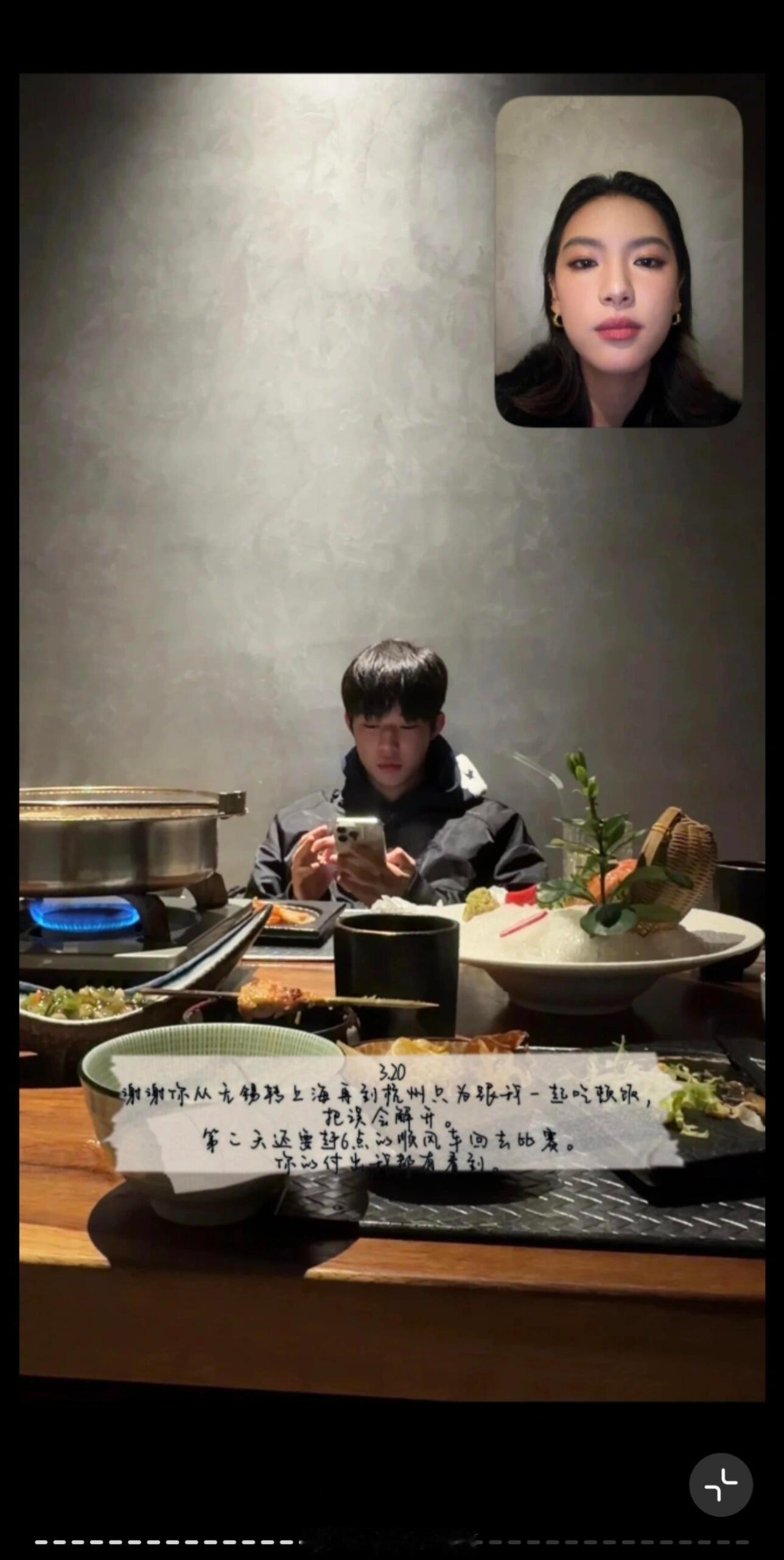 看到这些释怀了还以为永远没机会看到这些照片了，没想到这个小颜颜把他俩的点滴全都公
