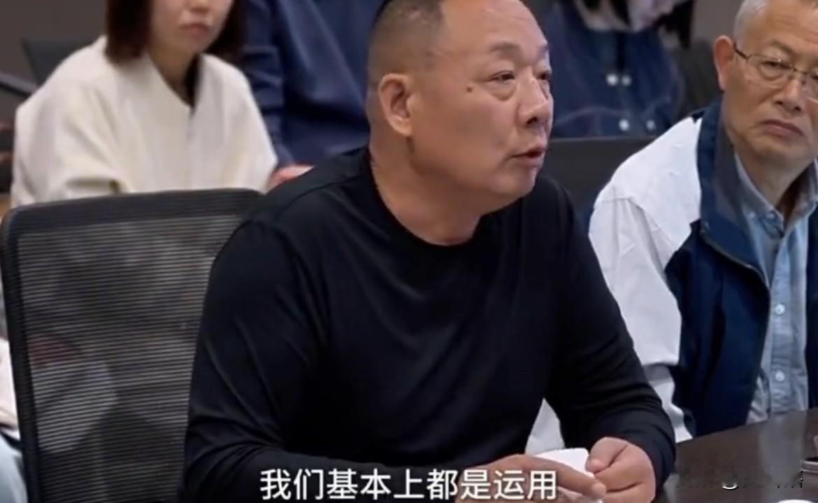 【话糙理不糙，于东来称‘’胖东来‘’员工离开公司就完蛋】
近日，‘’胖东来‘’老