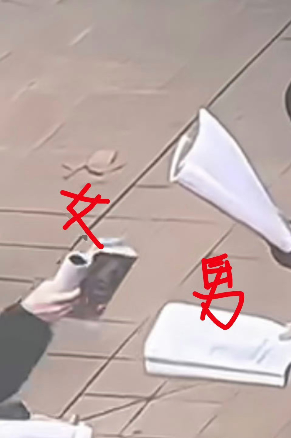 双轨男女主剧本 “双轨”女主和男主剧本大小对比，太直观了，这是一部大男主戏？ 