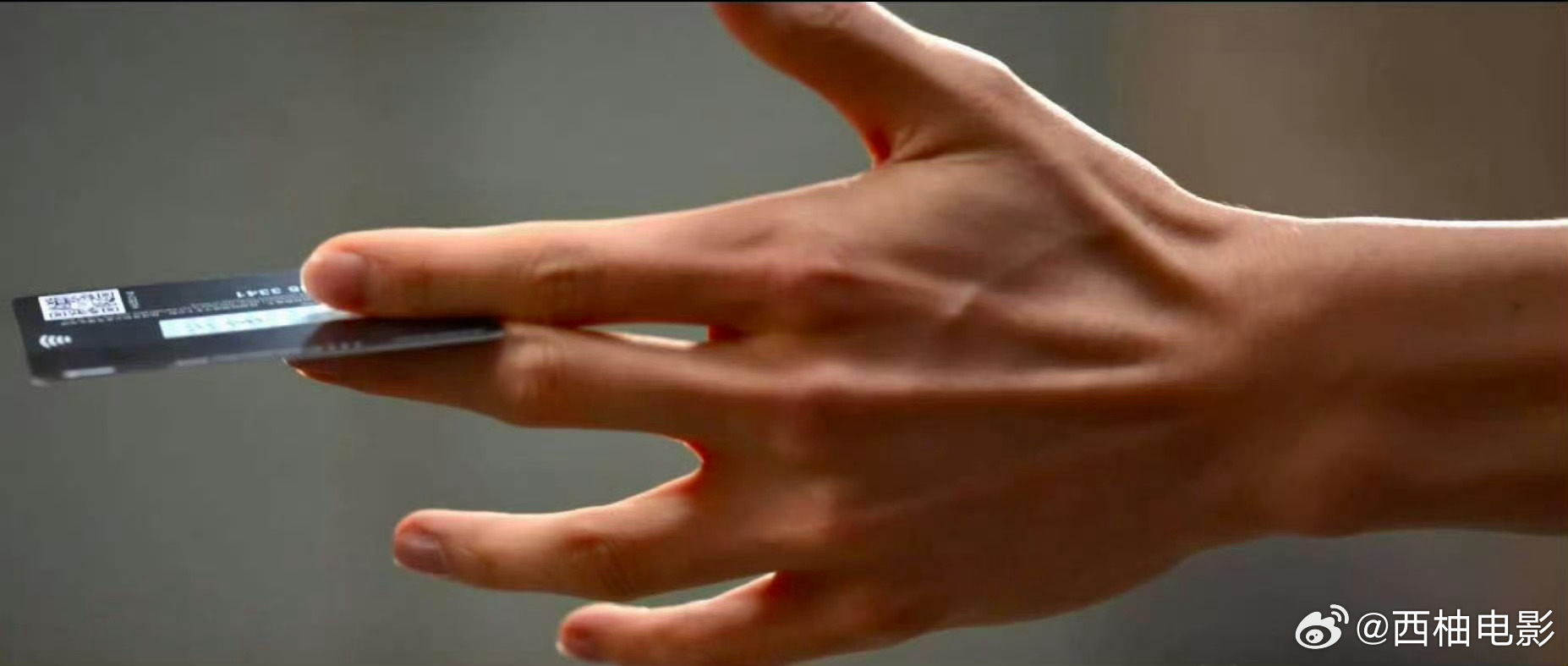 张新成手控福利张新成手控有福了  这个手想跪在地上叫daddy 