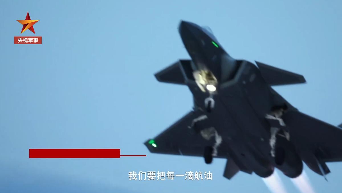 央视选择在人民空军成立77周年这一关键时间节点推出《苍穹密码》，本身就有着特殊意