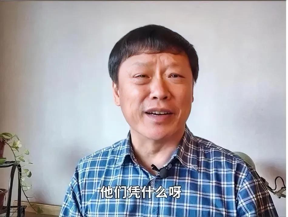 胡锡进力挺迟到救人的教师：南方医科大学需坦诚纠错，共守人道主义之光




古人