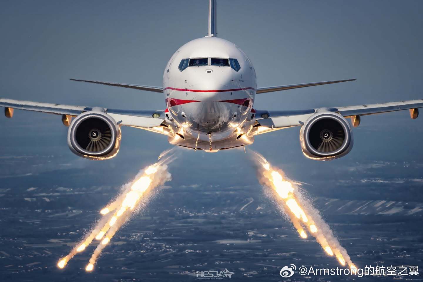 波兰空军737，作者Hesja ​​​