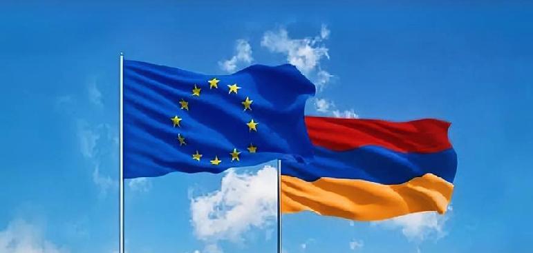 亚美尼亚已请求欧盟部署一支快速混合反应小组来对抗俄罗斯的影响。
去年，在摩尔多瓦