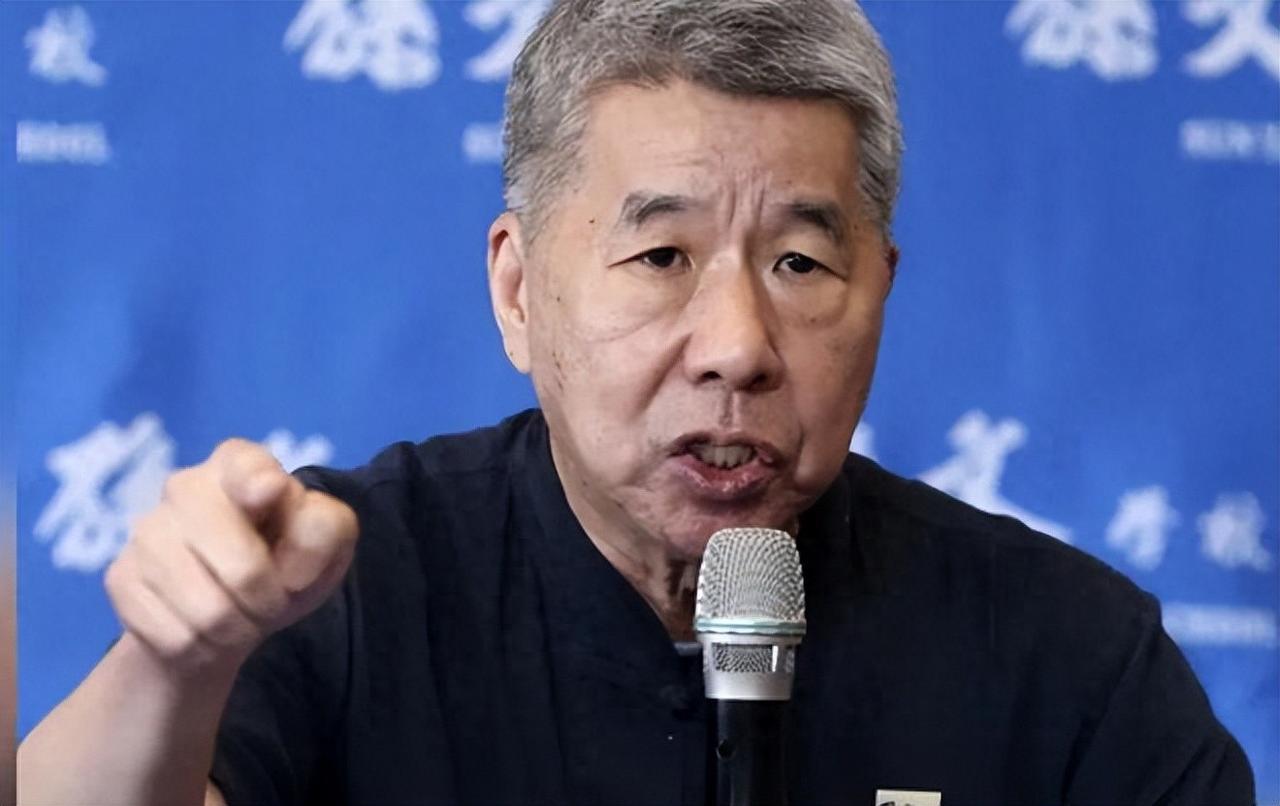 台湾孙文学校总校长张亚中今日爆料，自己两次参选国民党主席都提出完全相同的改革主张