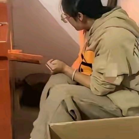 看哭了！江西男子第一次去女友家，推开门瞬间愣住，结局看哭无数人
 
看哭了！江西