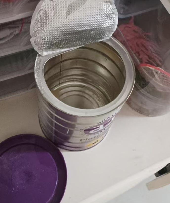 我家娃刚添加奶粉的时候可把我这老母亲愁坏了，换了几款不是不爱喝，就是肚...