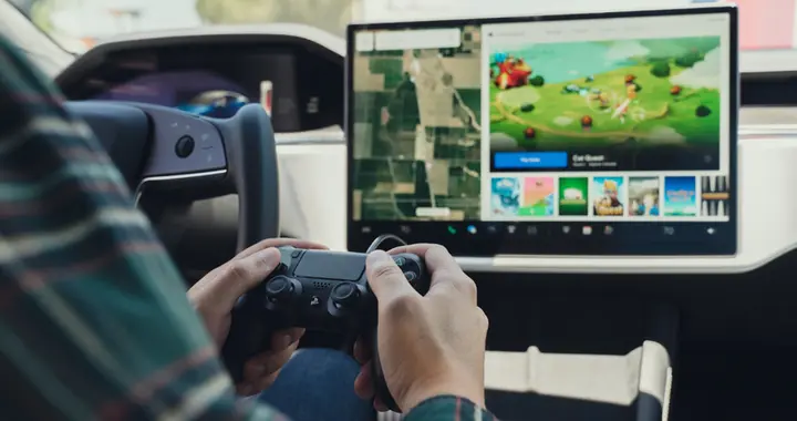 有些人又要破防了？特斯拉FSD將實現邊開車邊玩游戲