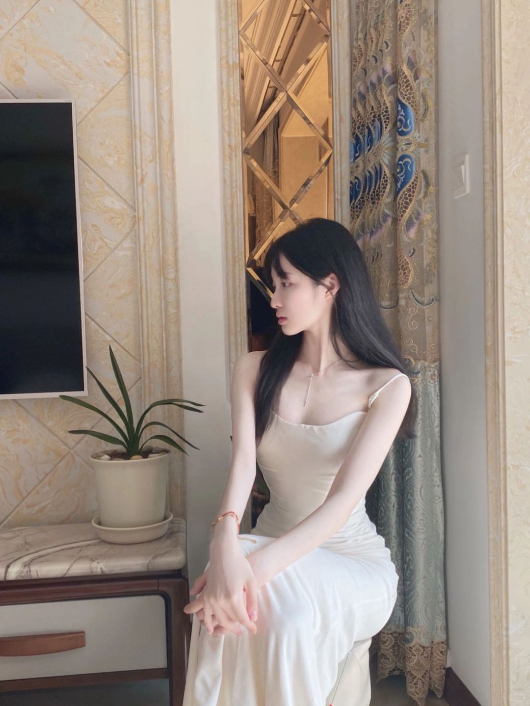 年年岁岁花相似